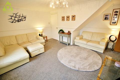 4 bedroom semi-detached house for sale, Bramford Close, Westhoughton, BL5 2JR