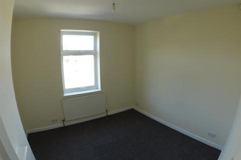 2 bedroom flat to rent, 152B Liverpool Road, Cadishead M44 5DD