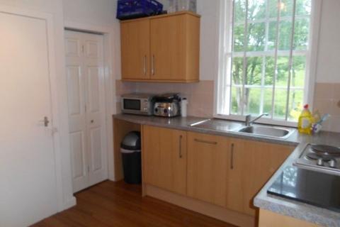 2 bedroom flat to rent, Main Street, Guardbridge, Fife