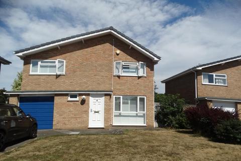 4 bedroom semi-detached house to rent, 17 Saltney Close, Shrewsbury, SY2 6SQ