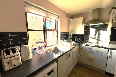 2 bedroom flat for sale, Victoria Avenue, Swanage BH19
