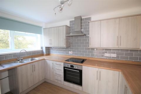 2 bedroom apartment to rent, Mount Road, Poole