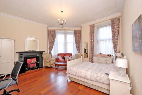 3 bedroom flat to rent, Bridge Street, City Centre, Aberdeen, AB11