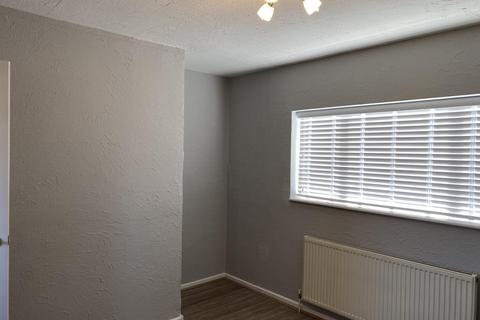 3 bedroom terraced house to rent, Lavender Rise, West Drayton, UB7