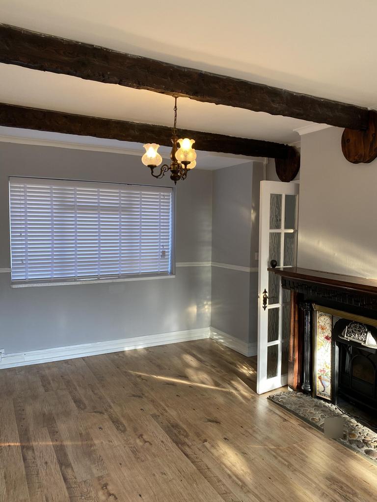 House in West Drayton - More