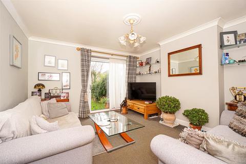 3 bedroom semi-detached house for sale, Parker Road, Hastings