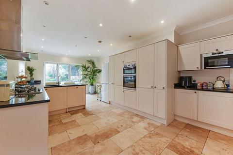 5 bedroom detached house for sale, Old Broyle Road, Chichester