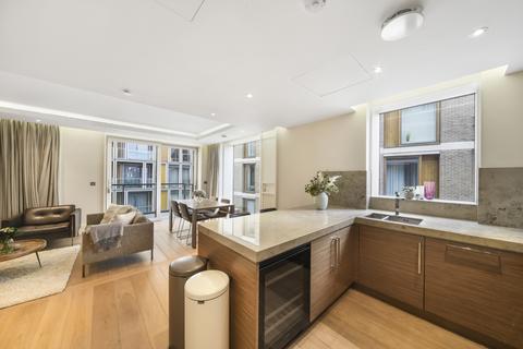 2 bedroom flat for sale, Milford House, The Strand, WC2R