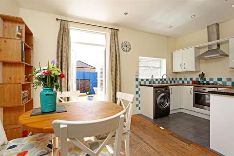 2 bedroom terraced house to rent, 18569297, Downend Park, Horfield, BS7