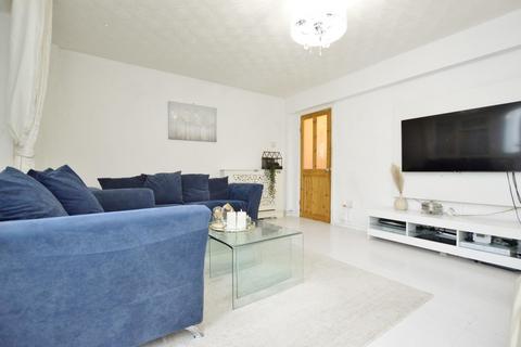 3 bedroom maisonette for sale, Kelland Road, Plaistow, London, E13 8DS