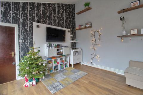 177 Bishopsfield, Harlow, CM18 6UT