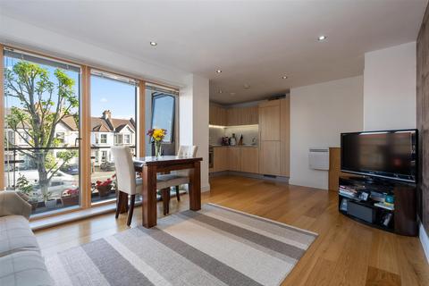 1 bedroom flat for sale, Lawrie House, Wimbledon SW19