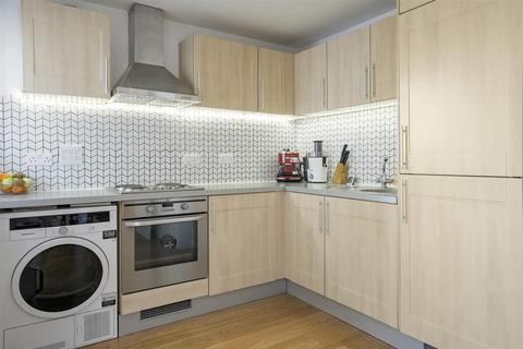 1 bedroom flat for sale, Lawrie House, Wimbledon SW19