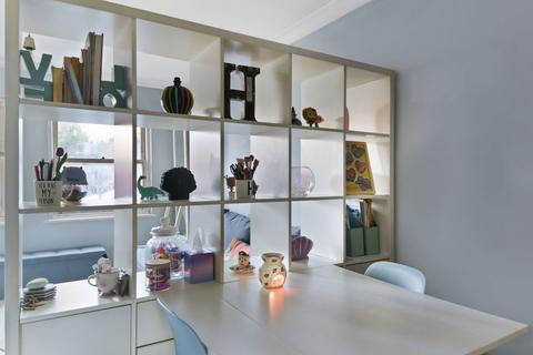 Studio for sale, Overton Road, Sutton SM2