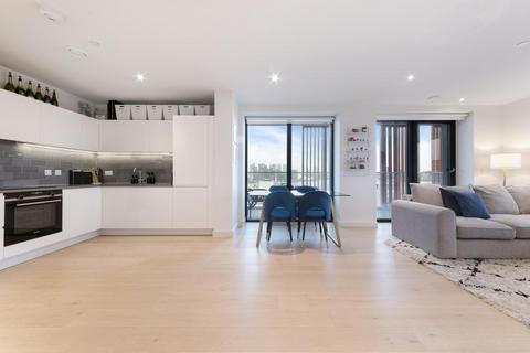 2 bedroom apartment for sale, James Cook Building, Royal Wharf, E16