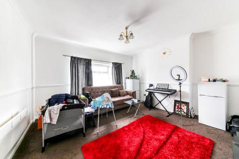 1 bedroom flat for sale, Selhurst Road, London, SE25