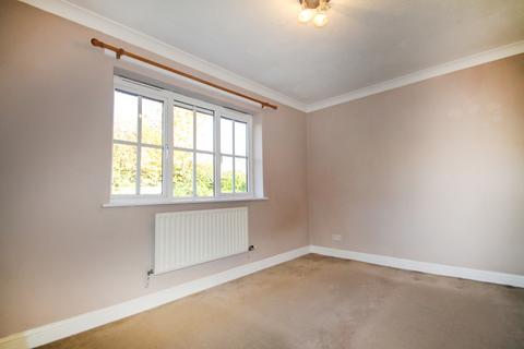 2 bedroom terraced house to rent, 7 Marsh Court, Pudsey, Leeds, LS28