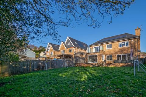 4 bedroom detached house for sale, Somerset Gardens, Redhill, RH1