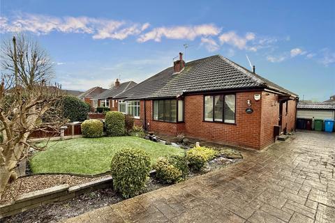 2 bedroom bungalow for sale, Savoy Drive, Royton, Oldham, Greater Manchester, OL2