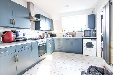 3 bedroom end of terrace house for sale, Poplar Avenue, Swindon SN2