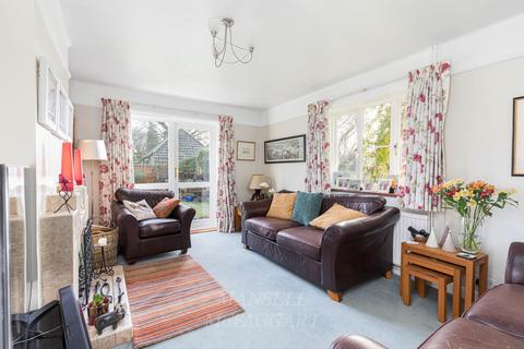 4 bedroom detached house for sale, Windmill Lane, East Grinstead RH19