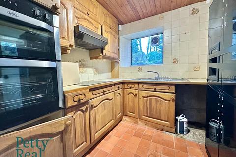 2 bedroom cottage for sale, Wheatley Lane Road, Barrowford