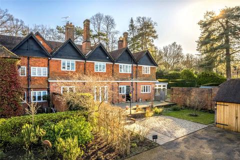 4 bedroom house for sale, Goudhurst Road, Cranbrook, Kent, TN17