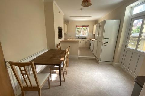 5 bedroom terraced house to rent, Beverley Road, Somerset BS7