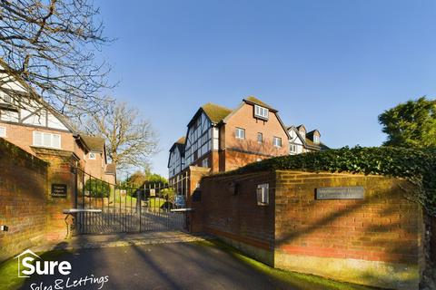 3 bedroom apartment to rent, Marlborough House, Graemesdyke Road, Berkhamsted, Hertfordshire, HP4 3YE