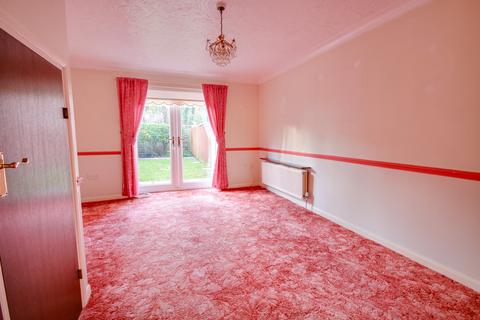 2 bedroom terraced house for sale, WEST END! SOLD WITH NO FORWARD CHAIN! POPULAR CUL-DE-SAC LOCATION!