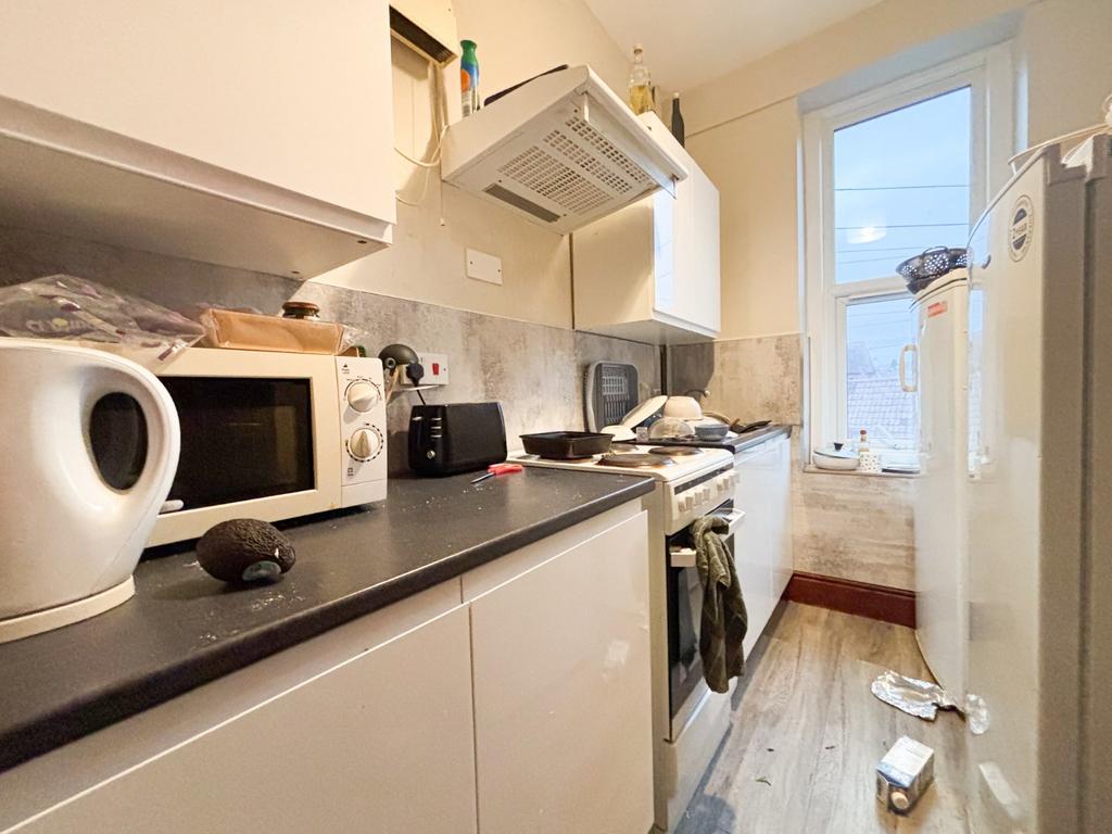 Kitchen 2