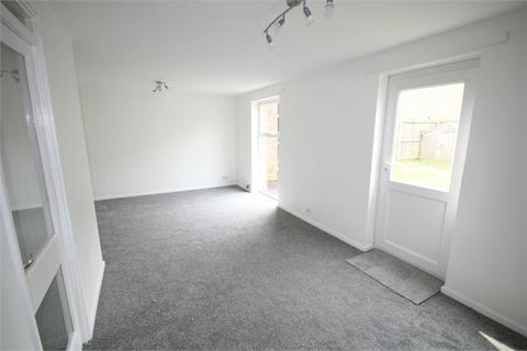 3 bedroom end of terrace house to rent, Nightingale Lane, Wellingborough, NN8