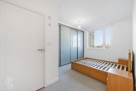 Flat 62, Pemberton House Denman Avenue, Southall, UB2 4FX