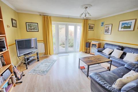 9 Goodey Meade, Benington, Stevenage, SG2 7BY