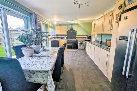 3 bedroom detached house for sale, Plover Road, Whittlesey, Peterborough, Cambridgeshire