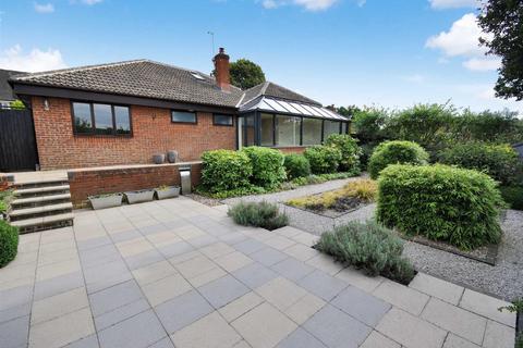 3 bedroom detached bungalow for sale, The Oaks, Heath And Reach, LU7 0XZ