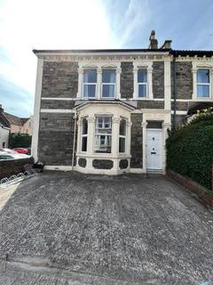 undefined, Pine Grove Place, Bristol BS7
