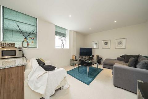 1 bedroom flat for sale, Bromyard Avenue, London W3