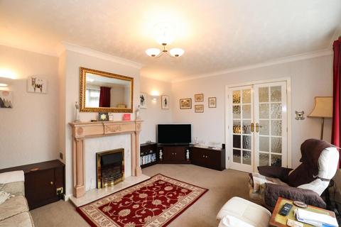 3 bedroom detached bungalow for sale, Sandhill Drive, Harrogate, HG1 4JW