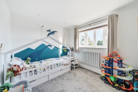 17 Loader Close, Kings Worthy, Winchester, SO23 7TF