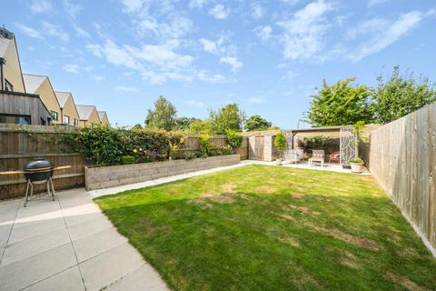 7 Blumer Lock, Yalding, Maidstone, ME18 6AD