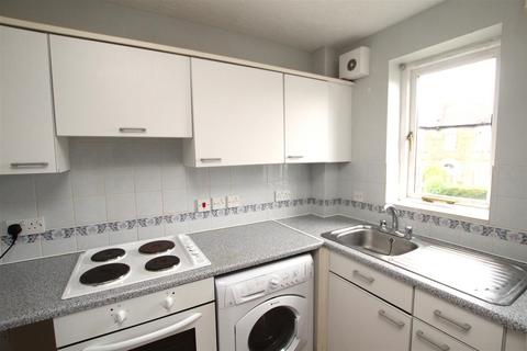 1 bedroom apartment to rent, Melford Place, Ongar Road