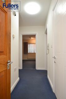 2 bedroom ground floor flat for sale, Springbank, London N21