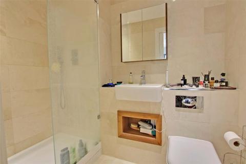 1 bedroom apartment to rent, Lavender Park Road, West Byfleet KT14