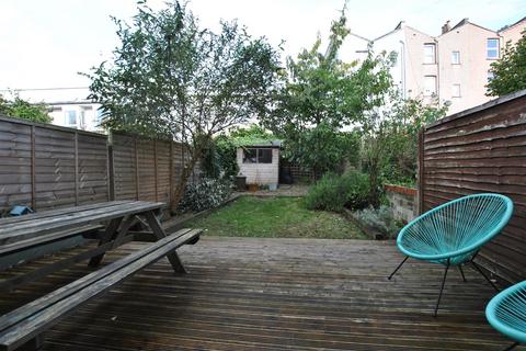 2 bedroom house to rent, Windsor Terrace, Totterdown, Bristol