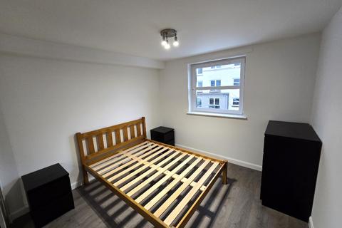 2 bedroom flat to rent, South College Street, Ferryhill, Aberdeen, AB11