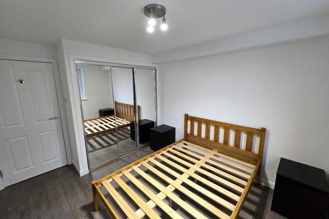 2 bedroom flat to rent, South College Street, Ferryhill, Aberdeen, AB11