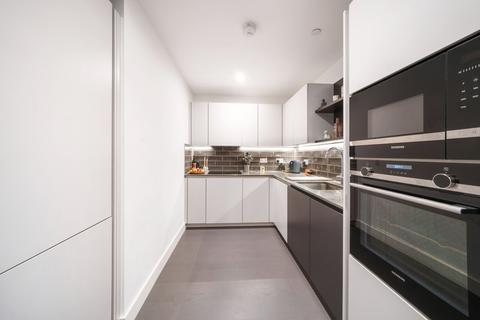 2 bedroom flat for sale, 36 Crimscott Street, London, SE1