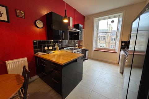 4 bedroom flat to rent, Bruntsfield Gardens, Bruntsfield, Edinburgh, EH10