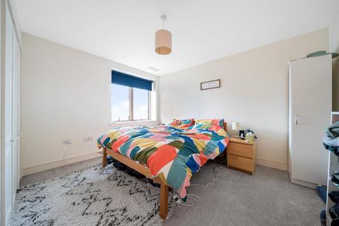 2 bedroom flat for sale, Albemarle Road, Beckenham